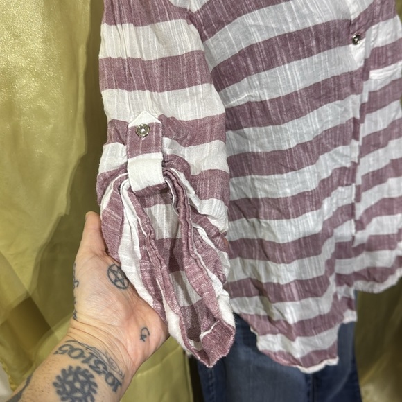 White & Purple Striped Button Down - Cotton - Women’s Size M - Picture 2 of 6